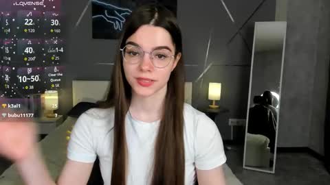 misss_evelyne online show from 22, 12, 2025