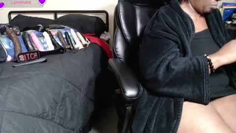 Snapshot of misstajaa chatting on 19, 11, 2025 MissTajaa online show from 19, 11, 2025