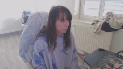missthon online show from 15, 12, 2024