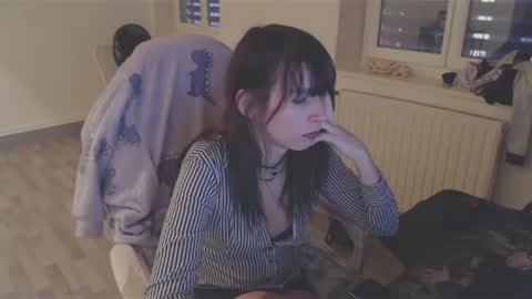 missthon online show from 18, 12, 2024