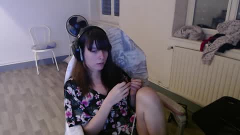 missthon online show from 2, 1, 2025