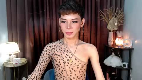 Stella online show from 10, 9, 2025