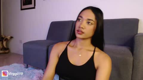 missvirggii online show from 7, 3, 2025