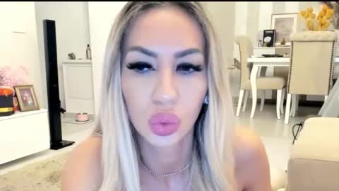 missy_alena online show from 13, 11, 2025