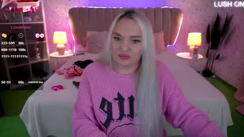 Snapshot of missyymarty chatting on 24, 11, 2025 missyymarty online show from 24, 11, 2025