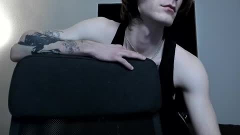 Snapshot of misterhult chatting on 21, 2, 2025 My name is Anton Bogatyrev online show from 21, 2, 2025