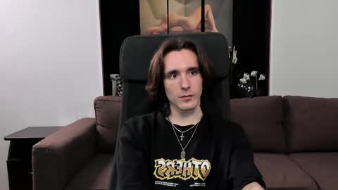 Snapshot of misterhult chatting on 9, 3, 2025 My name is Anton Bogatyrev online show from 9, 3, 2025