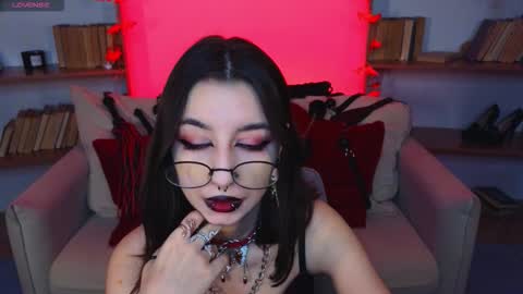 Marcelline online show from 8, 10, 2025