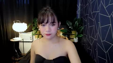 Snapshot of mistress_marielle chatting on 7, 3, 2026 mistress_marielle online show from 7, 3, 2026