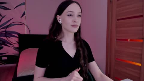 Mistress Mia online show from 2, 2, 2025