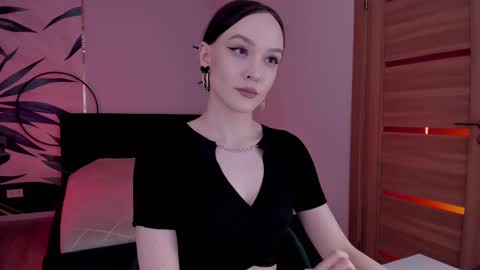 Mistress Mia online show from 11, 2, 2025