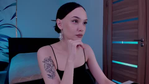Mistress Mia online show from 12, 9, 2025