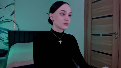 Mistress Mia online show from 5, 10, 2025