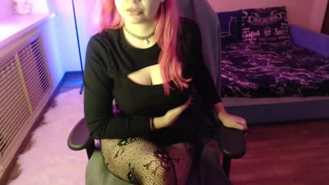 Miss Bailey online show from 6, 12, 2024