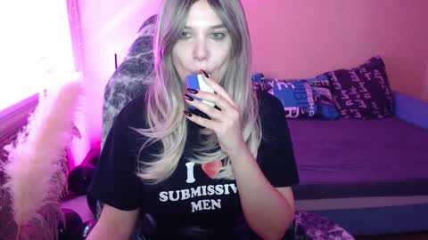 Miss Bailey online show from 13, 11, 2025