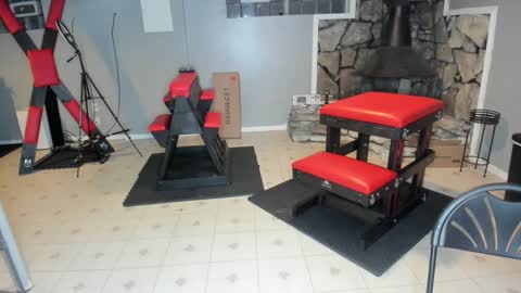 Mistress C and bitch boy online show from 6, 1, 2025