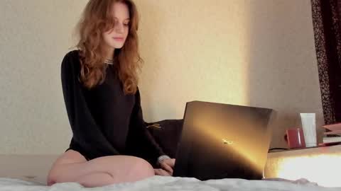 mistresselizy online show from 24, 2, 2025