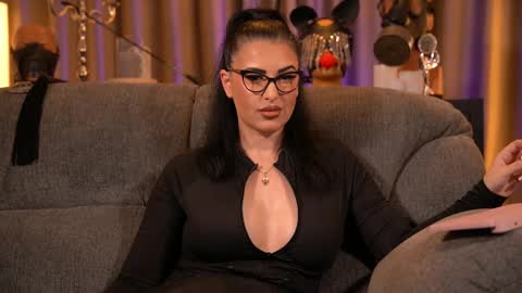 Mistress Kelly online show from 13, 12, 2025