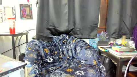 Snapshot of mistresslynn13 chatting on 13, 9, 2025 MistressLynn online show from 13, 9, 2025