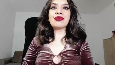 YourGoddessM online show from 27, 2, 2025