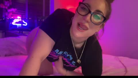Snapshot of mistresssx chatting on 28, 2, 2025 Miss X online show from 28, 2, 2025