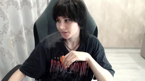 Snapshot of misty_dark chatting on 14, 10, 2025 misty_dark online show from 14, 10, 2025