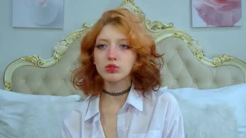 Snapshot of mistymarlow chatting on 17, 9, 2025 Misty online show from 17, 9, 2025