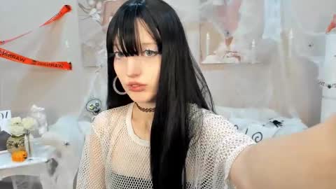 Snapshot of mistymarlow chatting on 1, 11, 2025 Misty online show from 1, 11, 2025