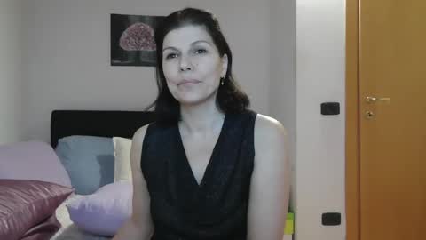 MISXY500310 online show from 18, 1, 2025