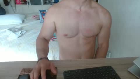 Snapshot of mitcheli chatting on 6, 1, 2026 Onlyfans online show from 6, 1, 2026