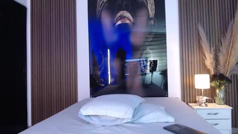 Snapshot of miticabrennet chatting on 15, 11, 2025 Mtica Brennet online show from 15, 11, 2025