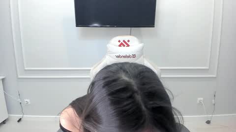   MIa   online show from 14, 12, 2024