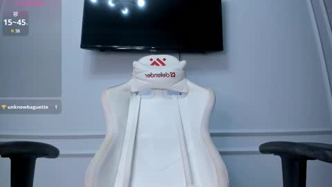   MIa   online show from 15, 2, 2025
