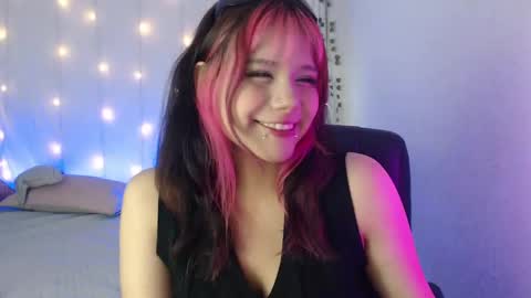 Snapshot of mixie_cute chatting on 31, 12, 2024 mixie_cute online show from 31, 12, 2024