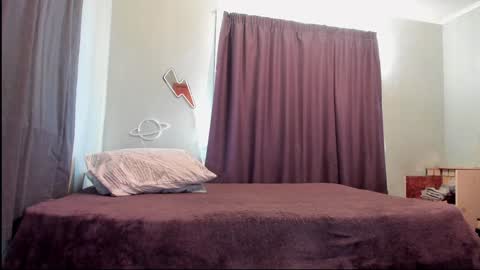 MizzKittay online show from 10, 1, 2025