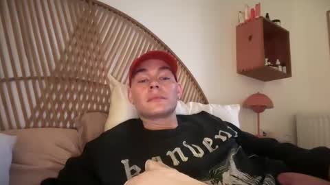 Snapshot of mkrchyan chatting on 19, 2, 2026 mkrchyan online show from 19, 2, 2026