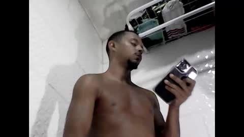 mlkmachodominador online show from 7, 3, 2025