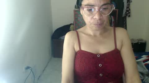 Snapshot of mmaturemessy chatting on 17, 12, 2024 kelly online show from 17, 12, 2024