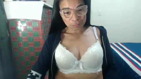 Snapshot of mmaturemessy chatting on 10, 3, 2025 kelly online show from 10, 3, 2025