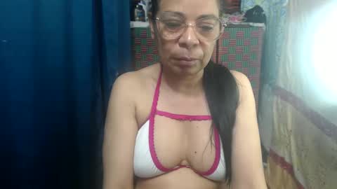 Snapshot of mmaturemessy chatting on 25, 9, 2025 kelly online show from 25, 9, 2025