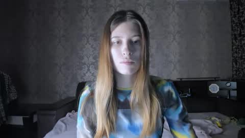 Snapshot of mmm_banana chatting on 3, 11, 2025 Lili online show from 3, 11, 2025