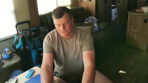 mmmthatsfunnn online show from 18, 9, 2025