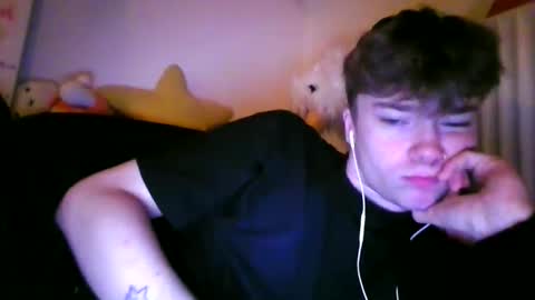 Snapshot of mncmrc chatting on 19, 9, 2025 mncmrc online show from 19, 9, 2025