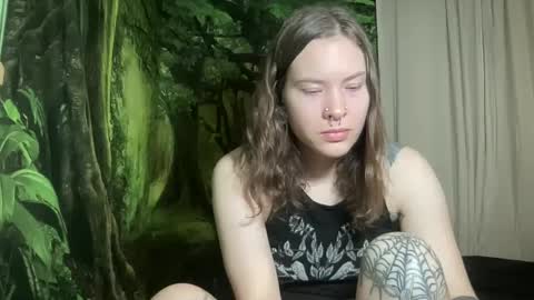 Snapshot of mo0n_goddess chatting on 16, 1, 2025 Misty online show from 16, 1, 2025