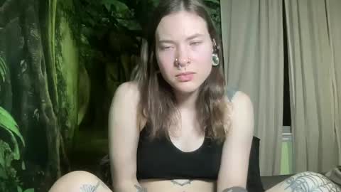 Snapshot of mo0n_goddess chatting on 29, 1, 2025 Misty online show from 29, 1, 2025