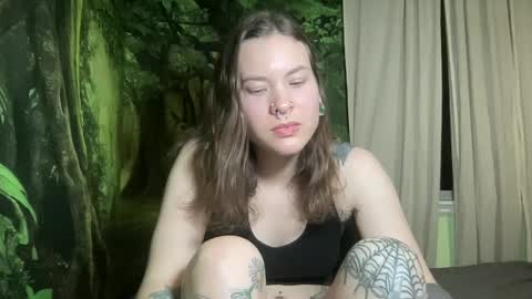 Snapshot of mo0n_goddess chatting on 29, 1, 2025 Misty online show from 29, 1, 2025