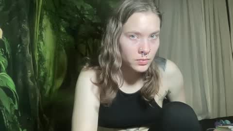 Snapshot of mo0n_goddess chatting on 10, 2, 2025 Misty online show from 10, 2, 2025