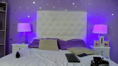 Sophia  online show from 3, 2, 2025