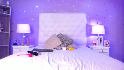 Sophia  online show from 6, 3, 2025