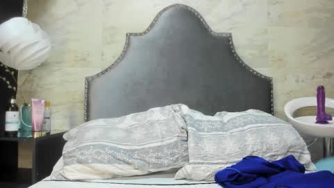 Sophia  online show from 6, 2, 2026